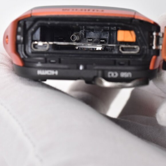 Fujifilm FinePix XP90 Digital Camera 16.4MP 5x Opt Zoom HD Video 32GB SD Card - Picture 11 of 16